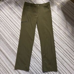 Patagonia Quandary Pants Womens 10 Green Cargo Quandary Mid Rise Outdoor Hiking